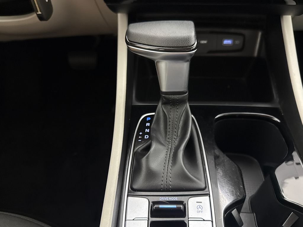 2022 Hyundai Tucson SE - Photo 20