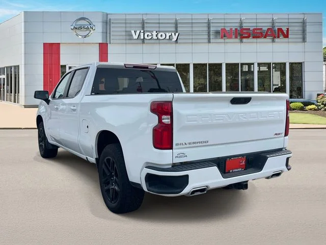 Used 2024 White Chevrolet RST image 5