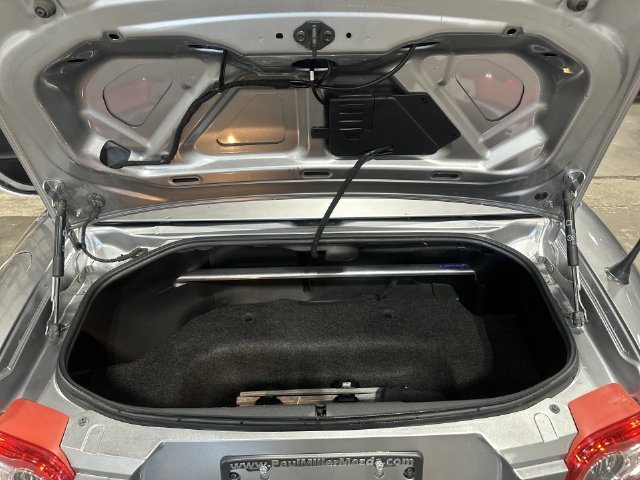 Used 2012 Liquid Silver Metallic Mazda PRHT Grand Touring image 25