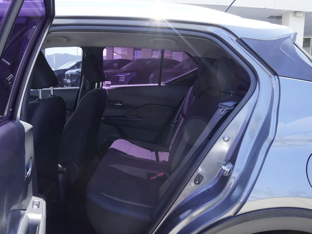 Used 2020 Gray Nissan SV image 21