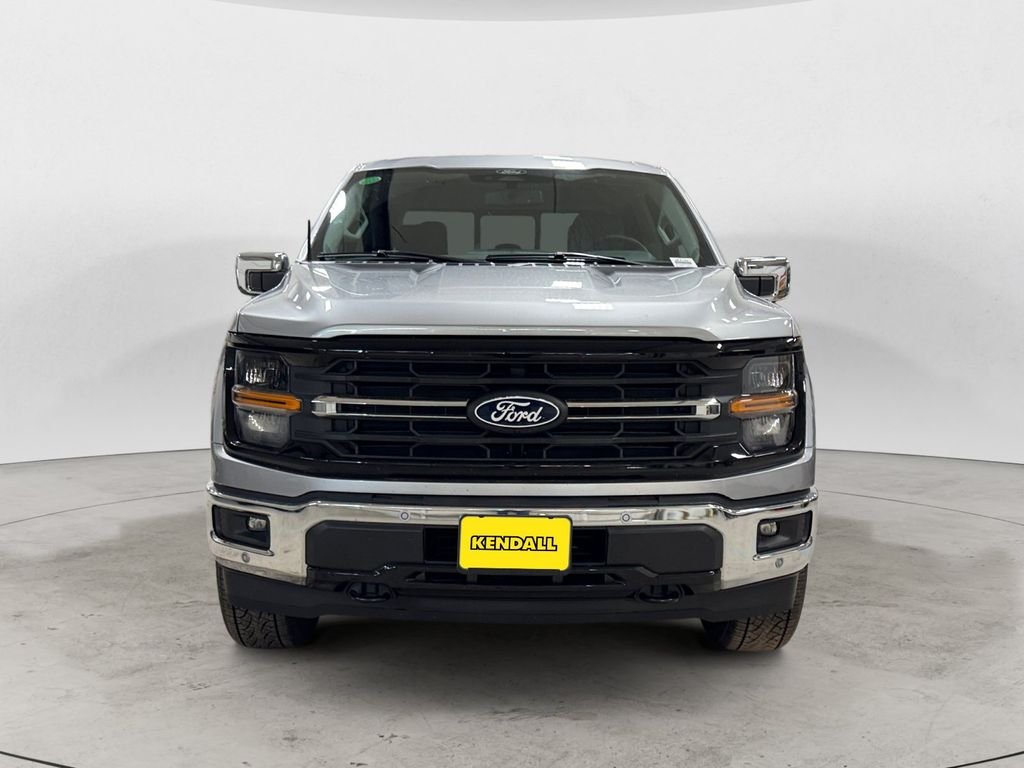 Used 2025 Silver Ford XLT image 8