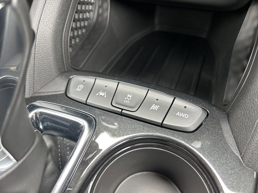 New 2026 Summit White Chevrolet LT image 34
