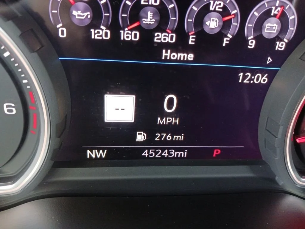 Used 2020 Shadow Gray Metallic Chevrolet High Country image 10