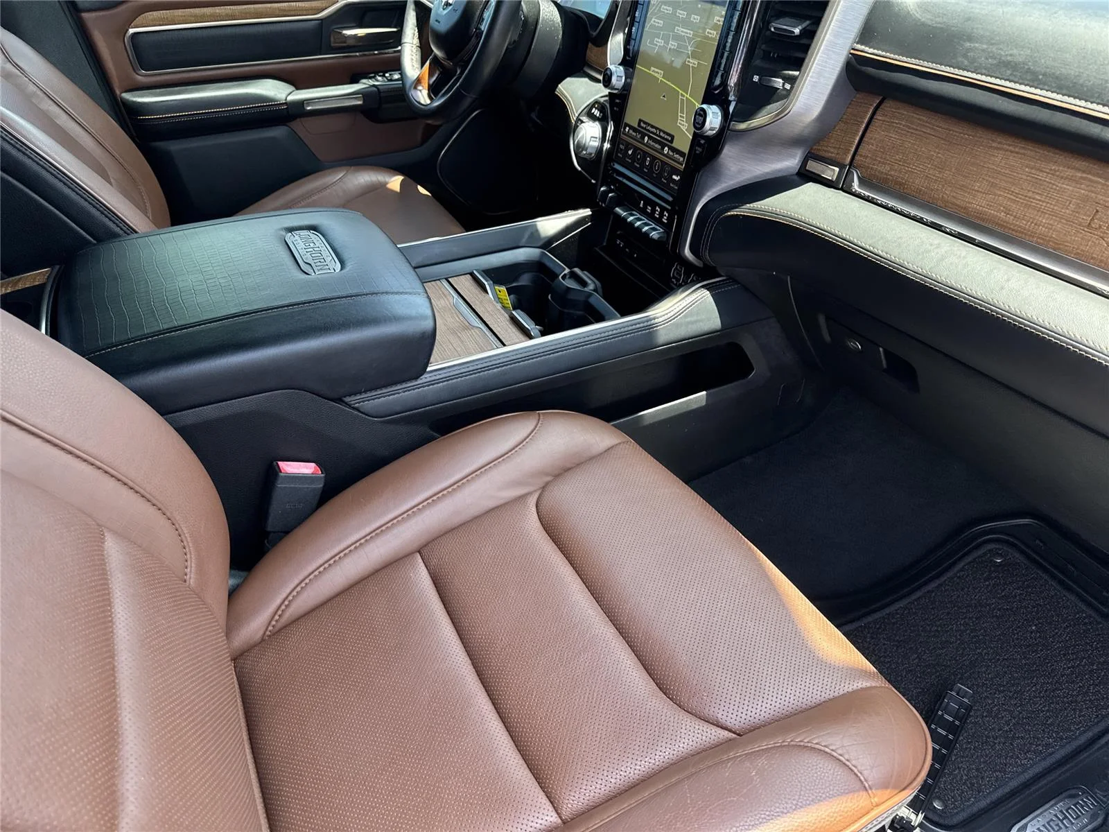 Used 2019 Diamond Black Crystal Pearlcoat Ram Longhorn image 35