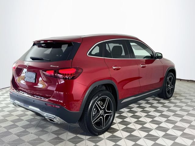 New 2026 MANUFAKTUR Patagonia Red Metallic Mercedes-Benz GLA 250 image 37