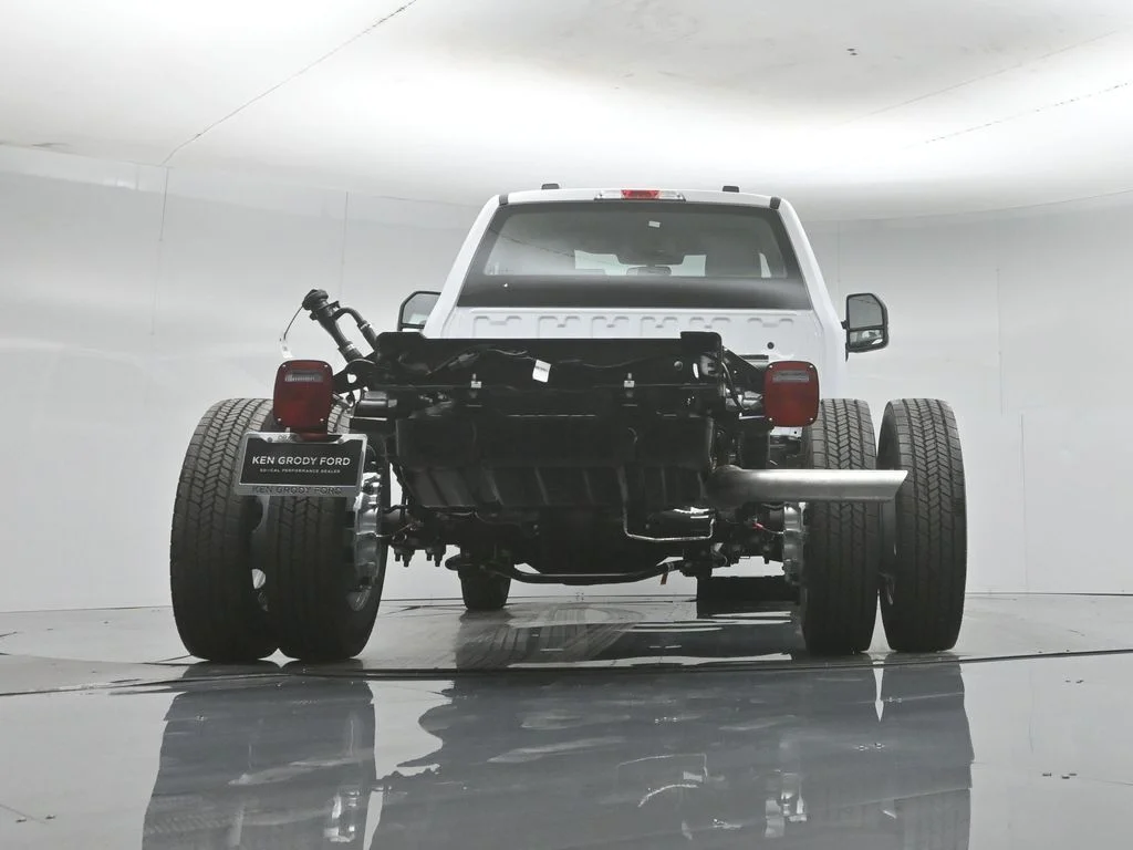 New 2026 White Ford XL image 38