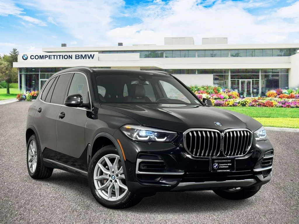 Used 2022 Black BMW xDrive40i image 1