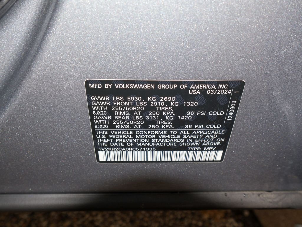 Certified Used 2024 Silver Volkswagen 2.0T SE w/Technology image 32