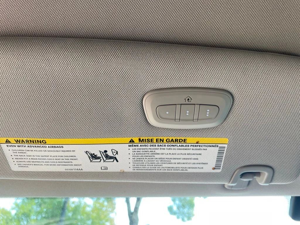 Used 2022 Gray Clearcoat Chrysler Touring L image 17