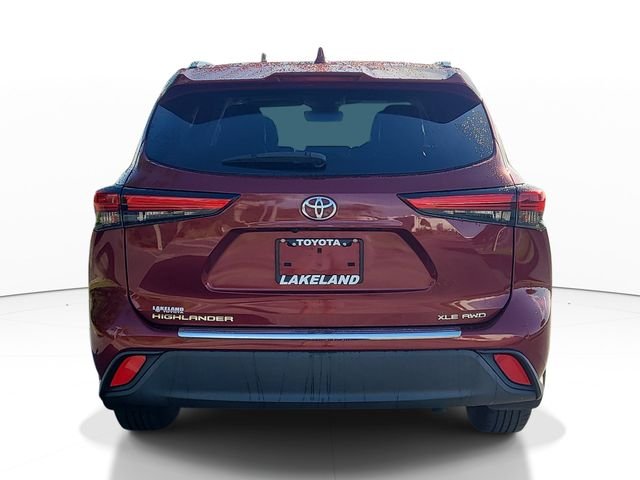 Used 2020 Red Toyota XLE image 4
