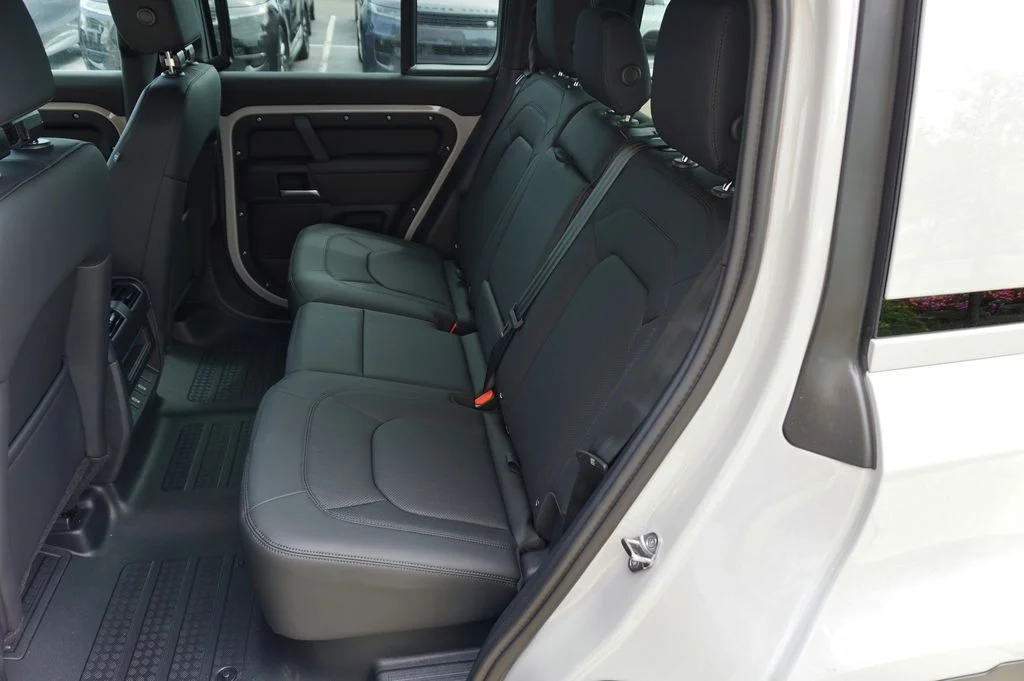 New 2026 Borasco Grey Land Rover S image 28