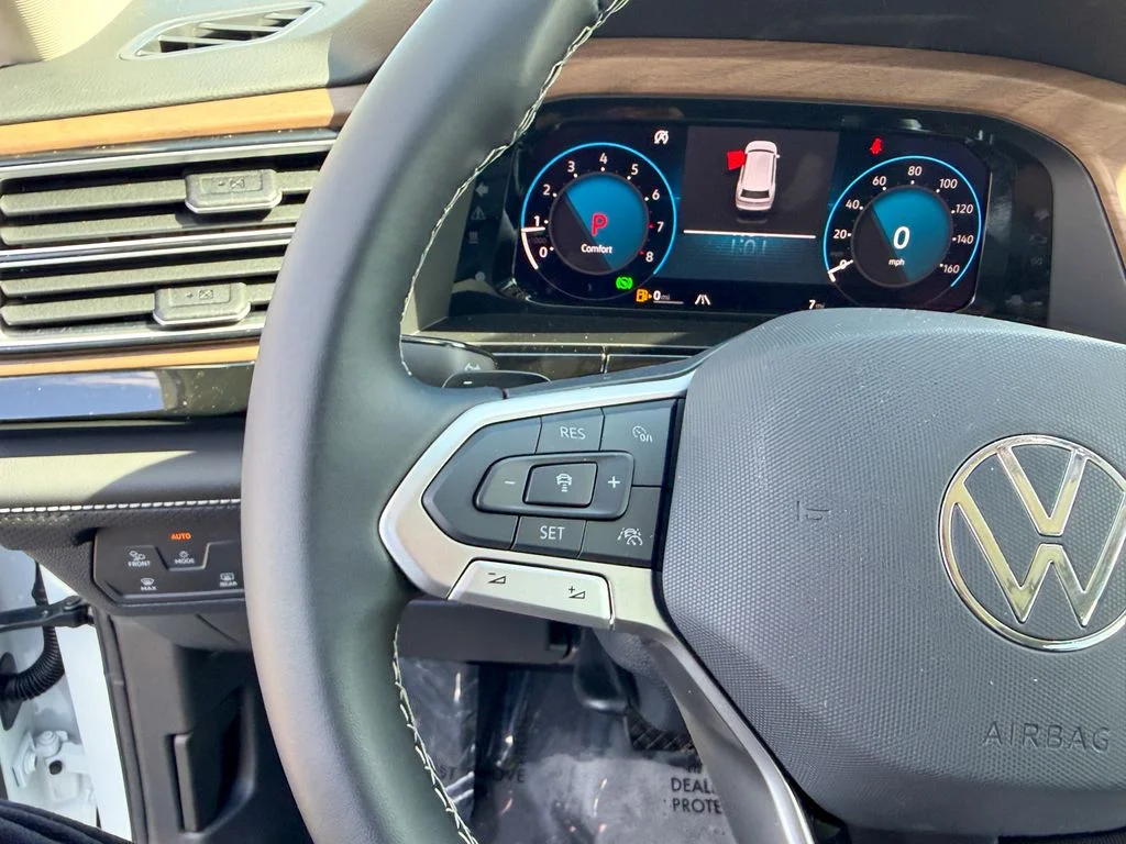 New 2026  Volkswagen SE w/Technology image 19
