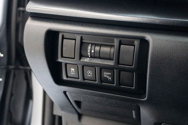 Used 2022 Silver Subaru Sport image 17