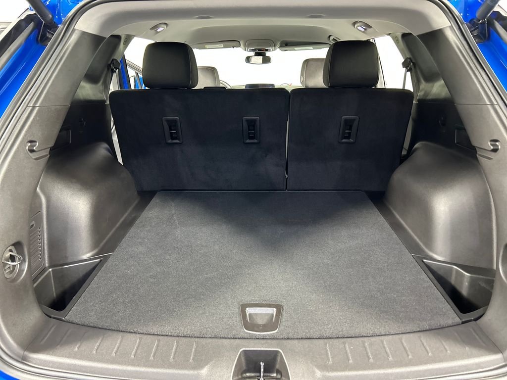 Used 2024 Blue Chevrolet LT image 19