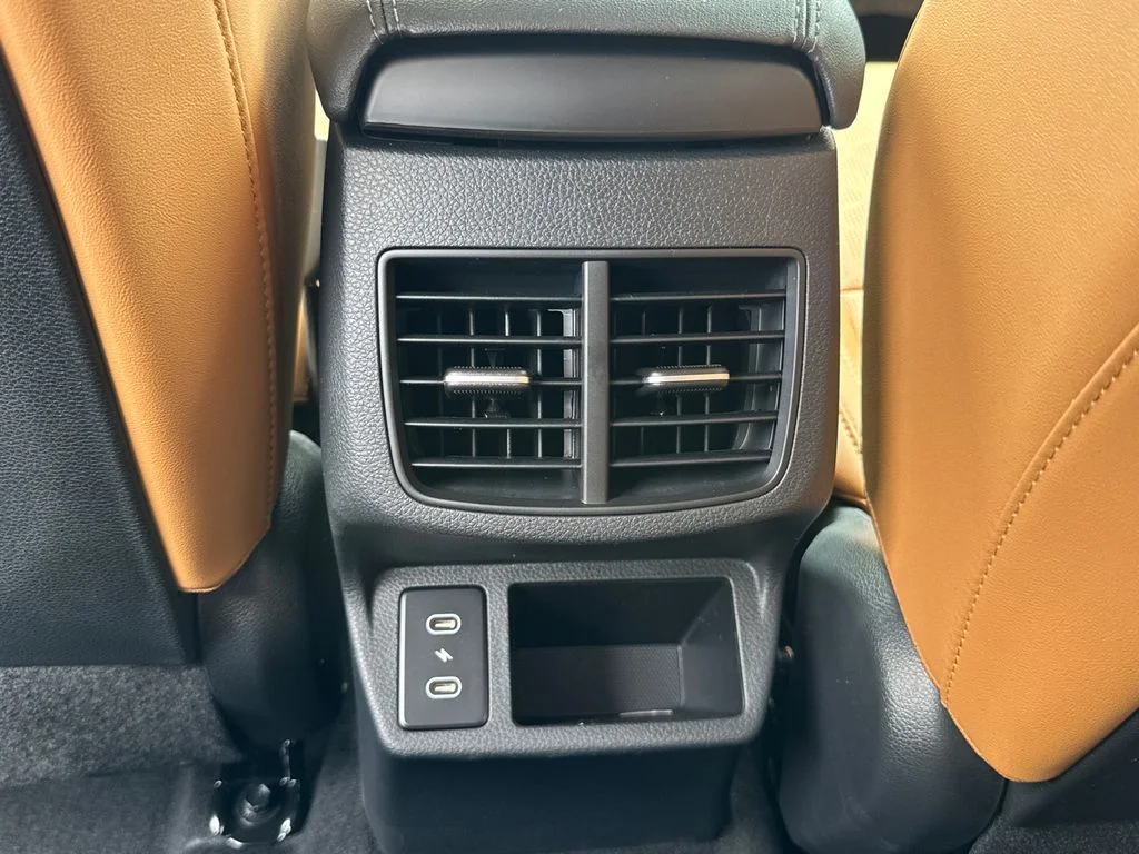 2025 Kia Seltos EX - Photo 23