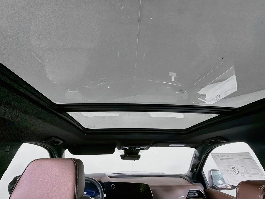 2026 Chevrolet Suburban High Country - Photo 15