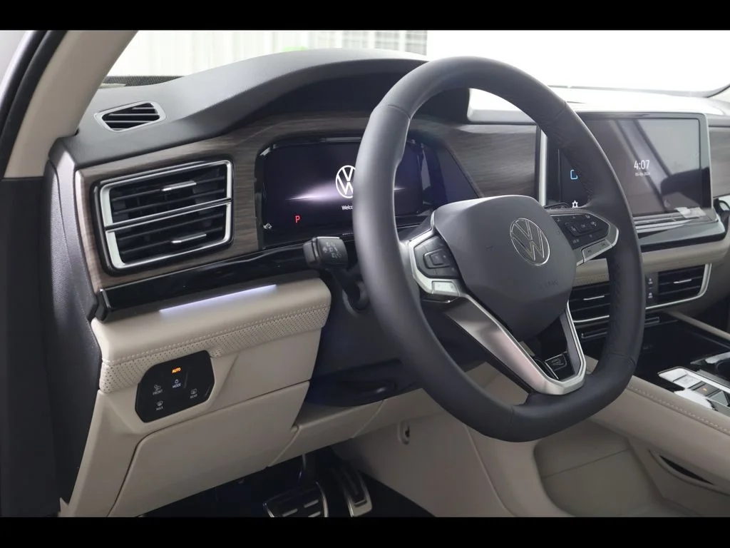 New 2026 White/off-white Volkswagen 2.0T SEL Premium R-Line image 13