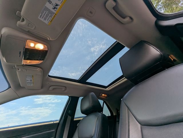 Used 2023 Black Chrysler Touring image 3