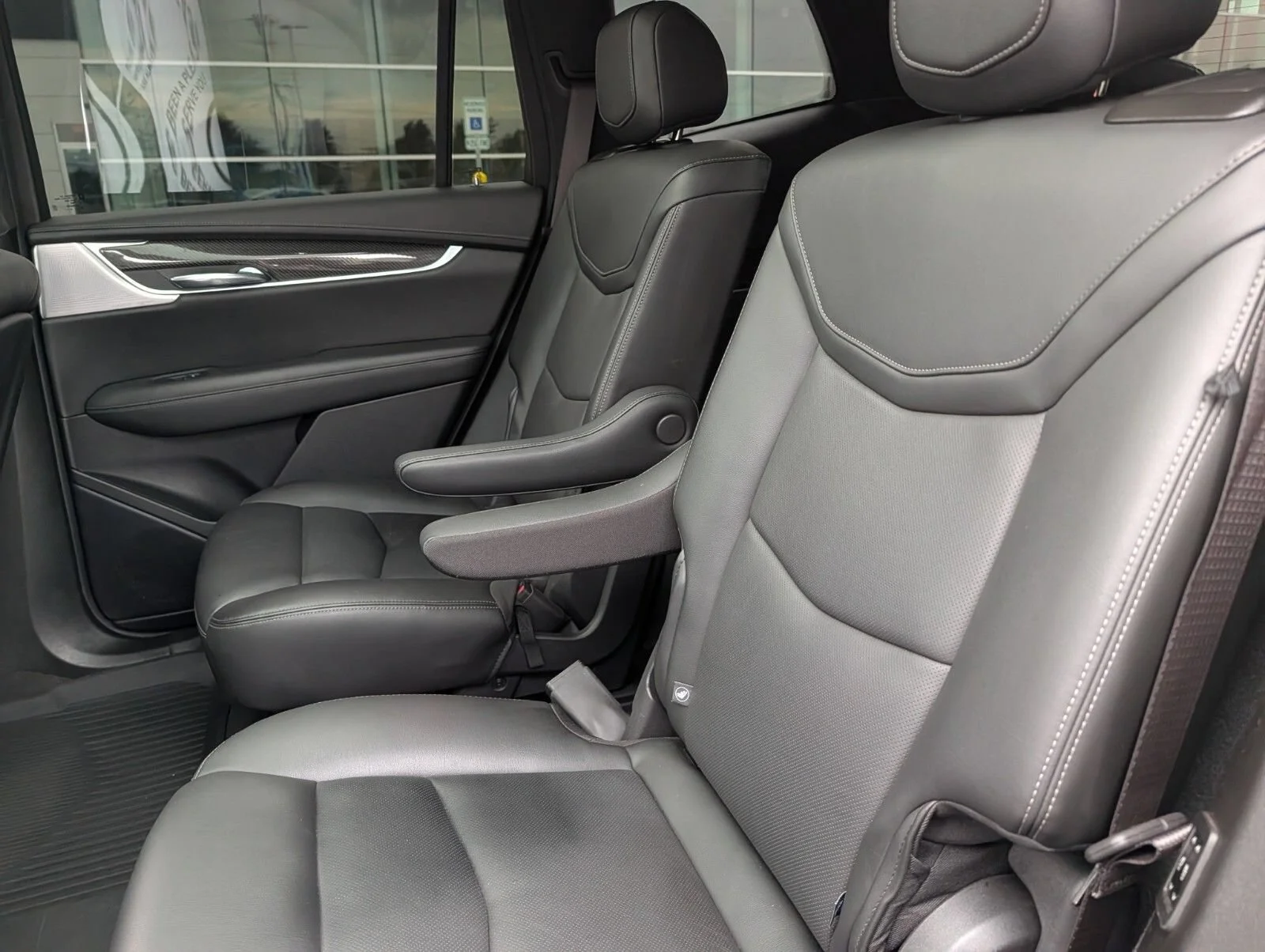 2024 Cadillac XT6 Sport - Photo 28
