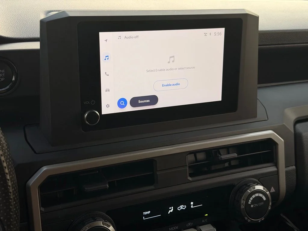Used 2024  Toyota SR image 26