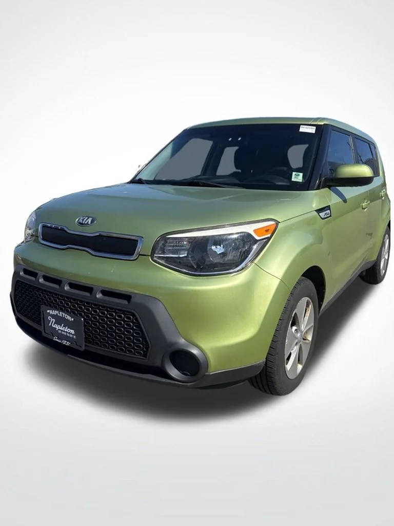 Used 2015 Kia Soul Base with VIN KNDJN2A24F7810765 for sale in Morton Grove, IL