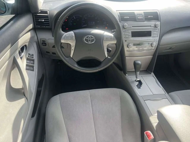 Used 2010 Blue Toyota Base image 18