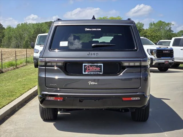 New 2026 Baltic-Gray Metallic Clear-Coat Exterior Paint Jeep  image 4