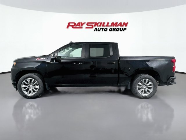 Used 2021 Black Chevrolet RST image 4