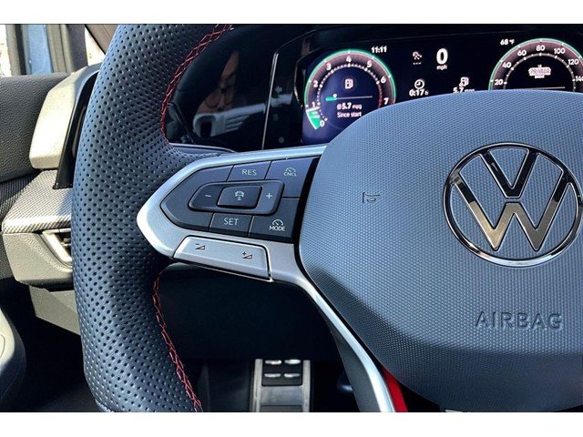 New 2026 Slate Blue Metallic Volkswagen 2.0T SE image 9