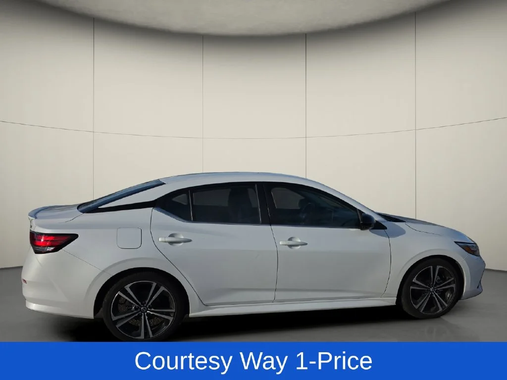 Used 2023 White Nissan SR image 11
