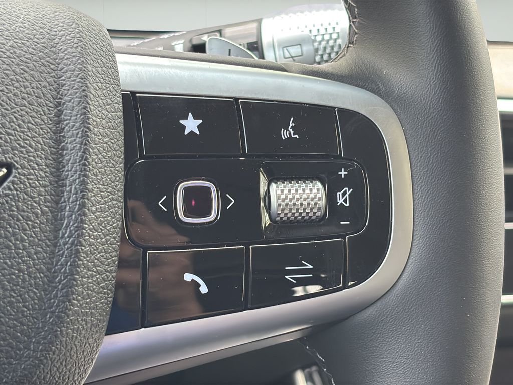 2026 GENESIS GV70 Standard - Photo 23