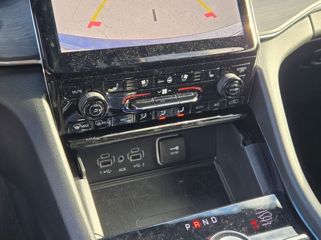 2025 Jeep Grand Cherokee Overland - Photo 27