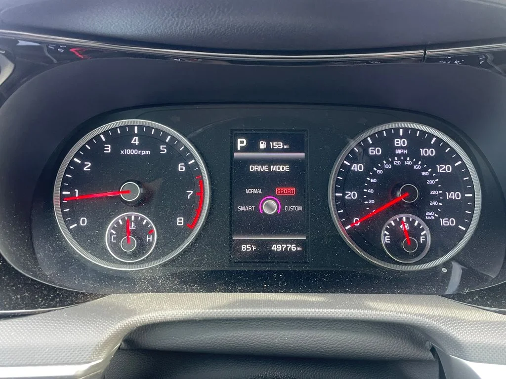 Used 2022 Silver Kia LX image 15