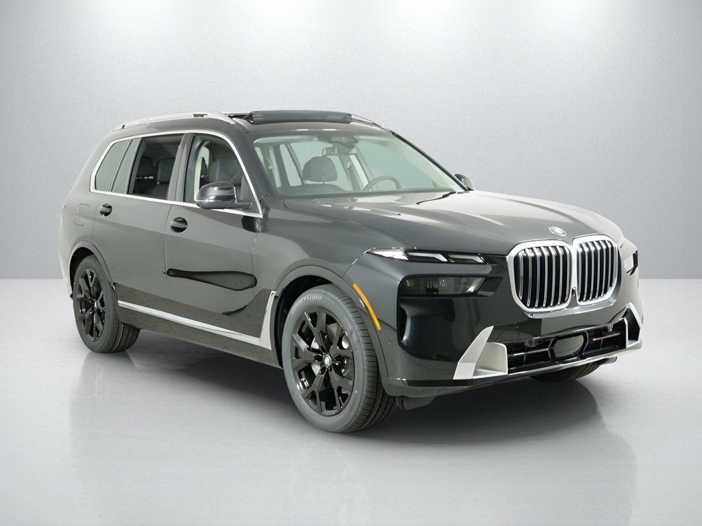 Used 2026 Black Sapphire Metallic BMW xDrive40i image 3