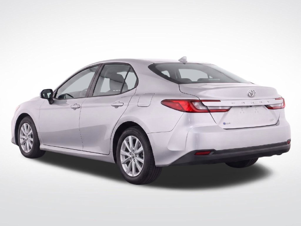 Used 2025 Silver Toyota LE image 4