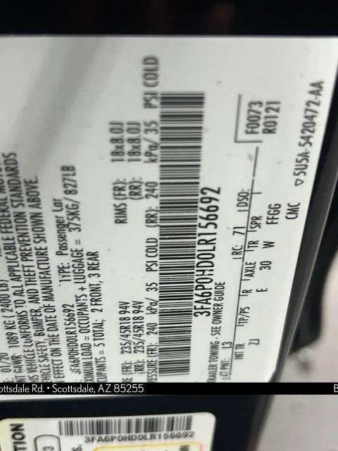 Used 2020 Blue Ford SE image 29