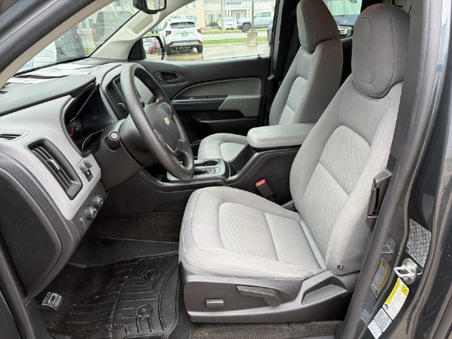 Used 2017 CYBER GRAY METALLIC Chevrolet 4WD WT image 20