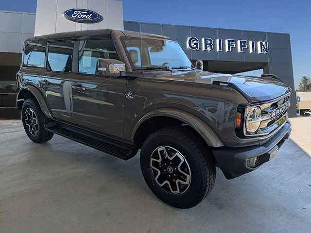 2025 Ford Bronco Outer Banks 4x4's photo