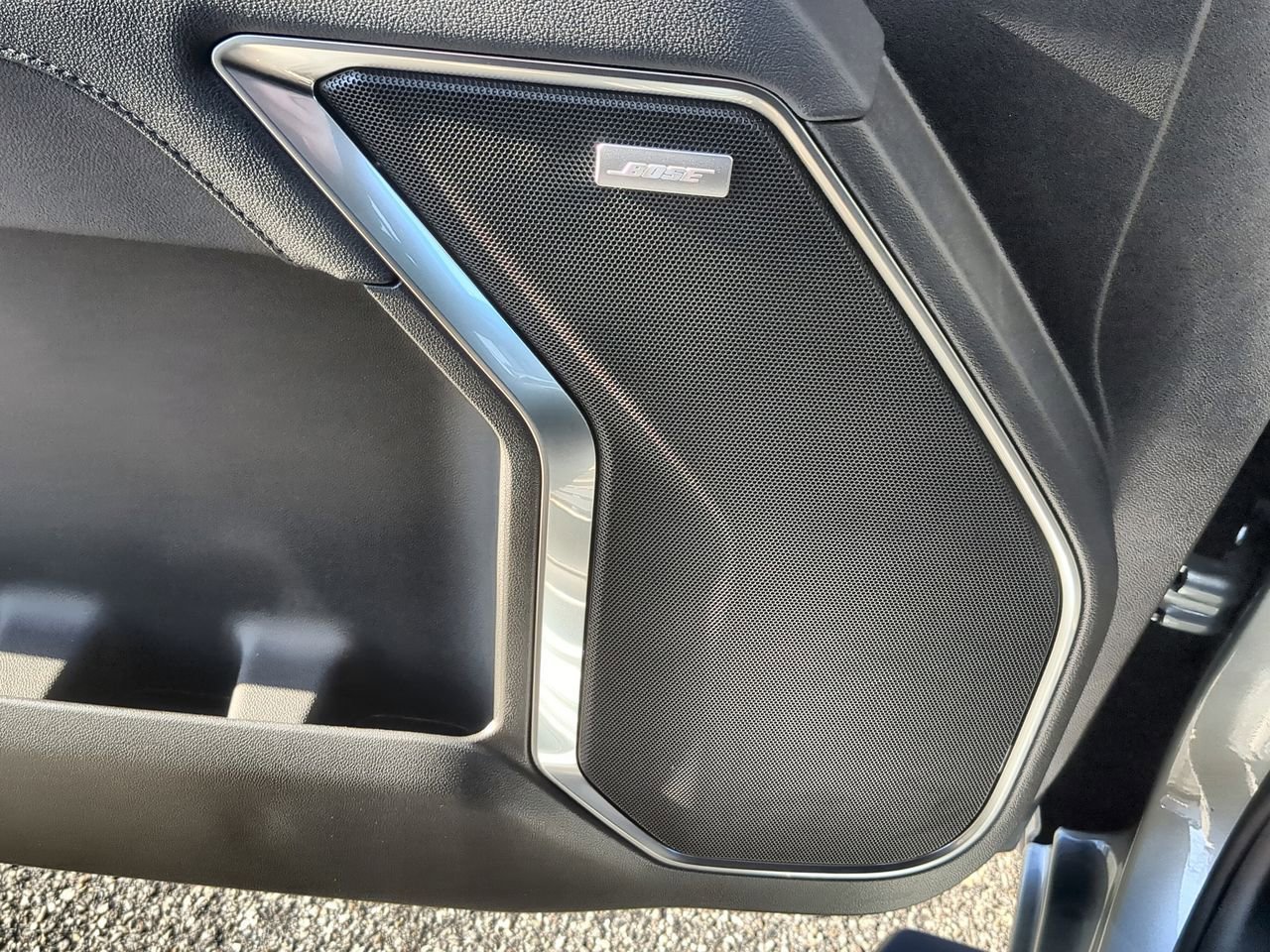 New 2026 Sterling Metallic GMC Elevation image 25