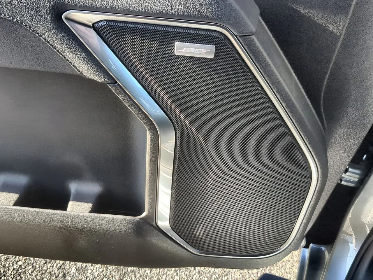 New 2026 Sterling Metallic GMC Elevation image 25