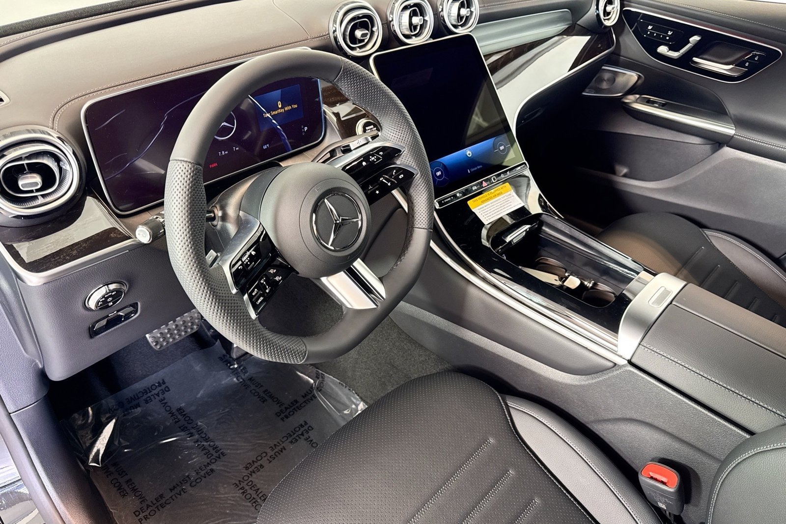 New 2026 Black Mercedes-Benz GLC 300 image 9