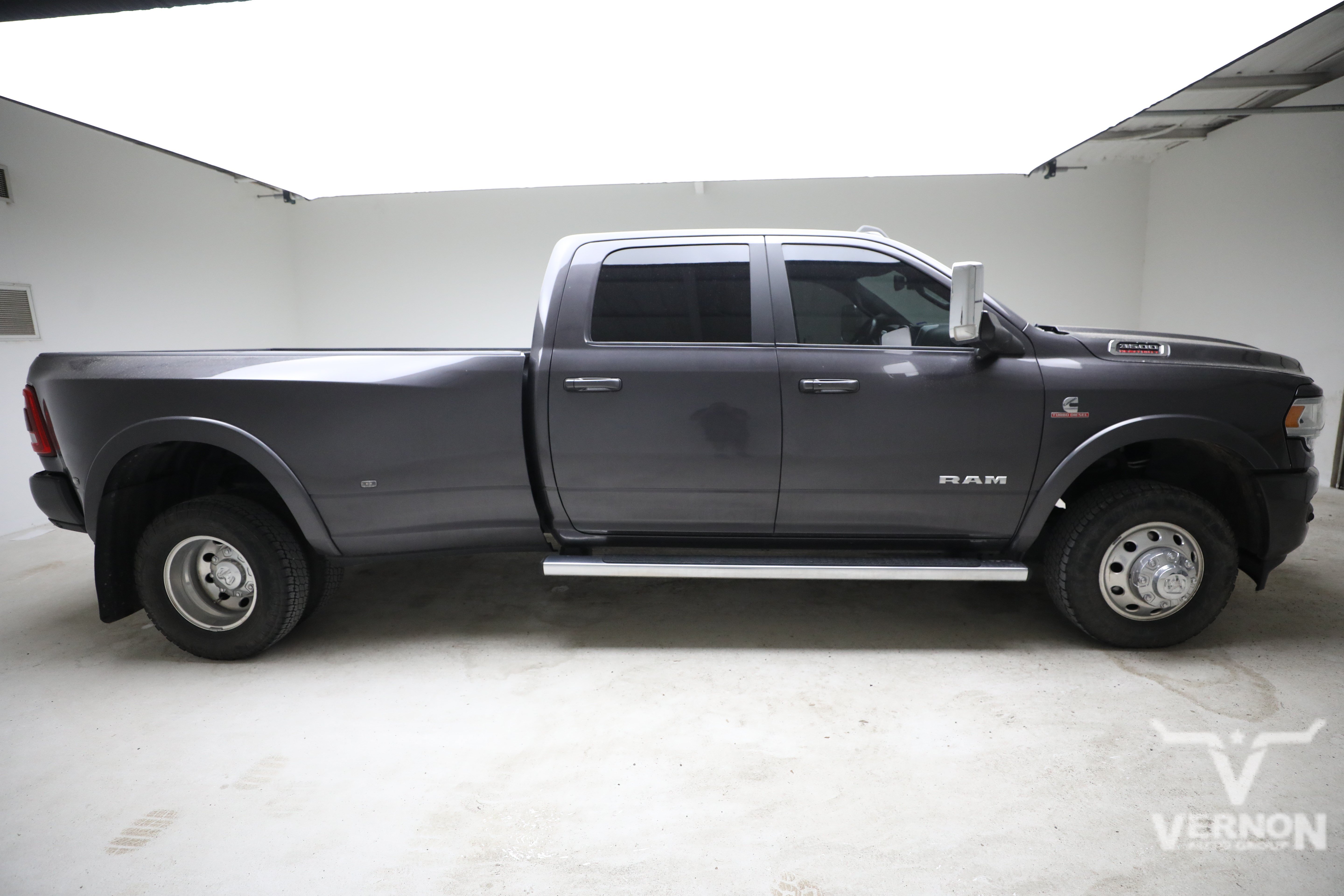 Used 2020 Granite Crystal Metallic Clearcoat Ram Y image 5