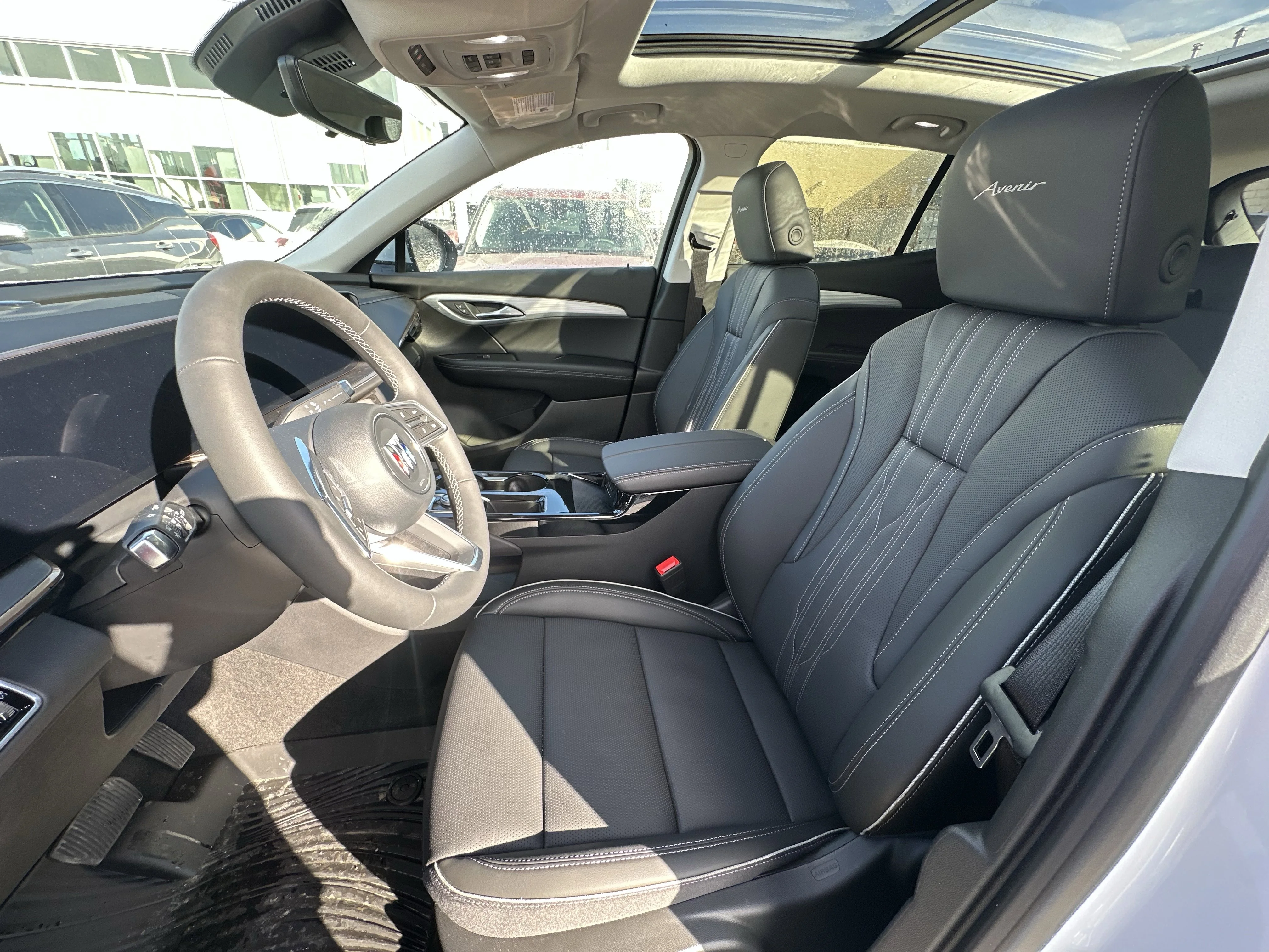 New 2026 Iridescent White Tricoat Buick Avenir image 10