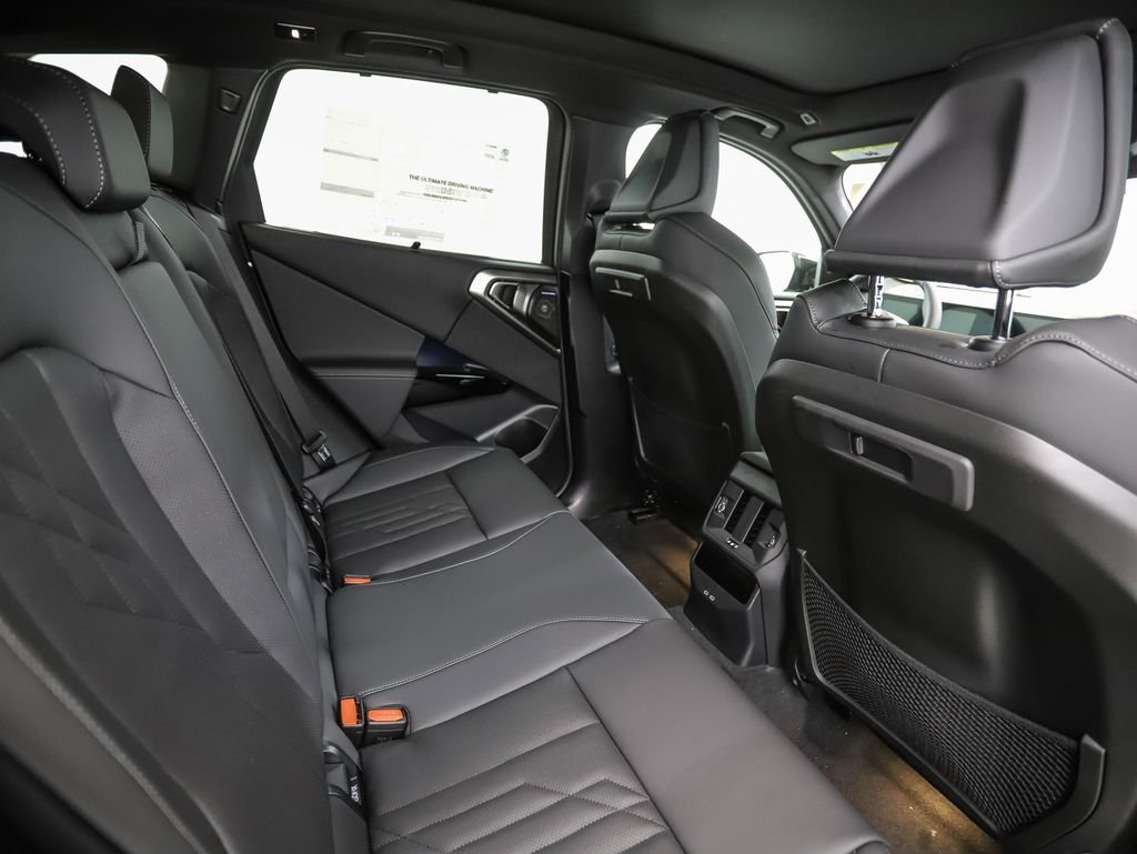 New 2026 Dark Graphite BMW M50 xDrive image 26