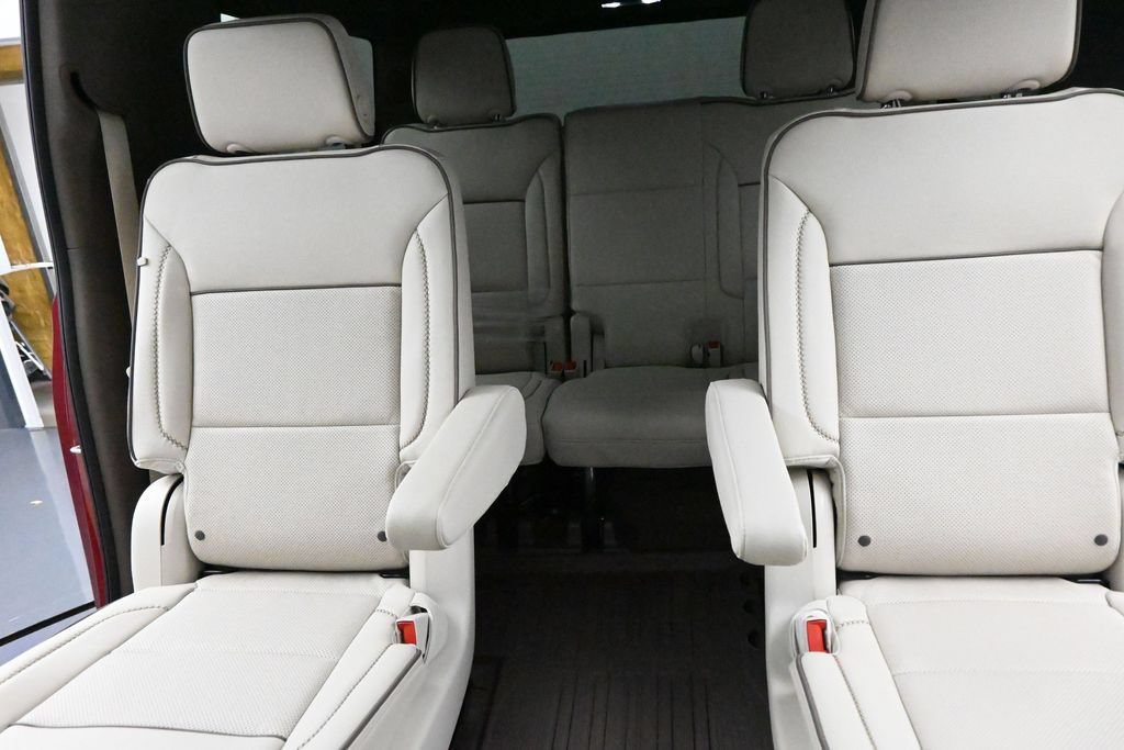 2026 GMC Yukon XL Denali - Photo 20