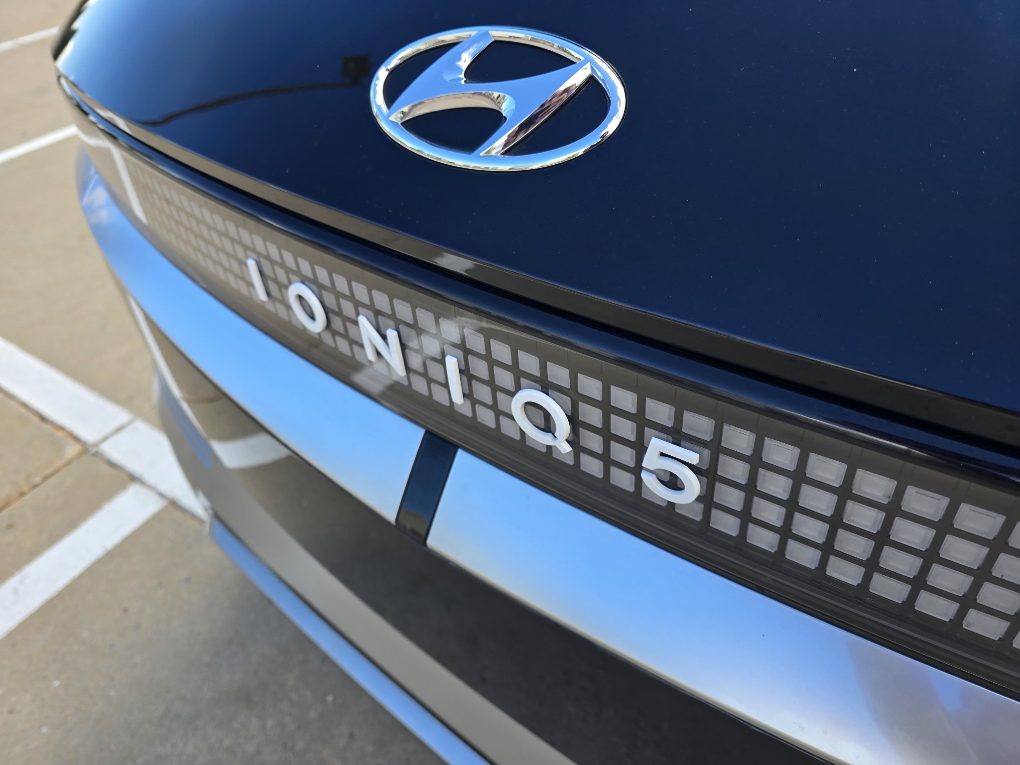 Certified Used 2024 Abyss Black Hyundai Limited image 12
