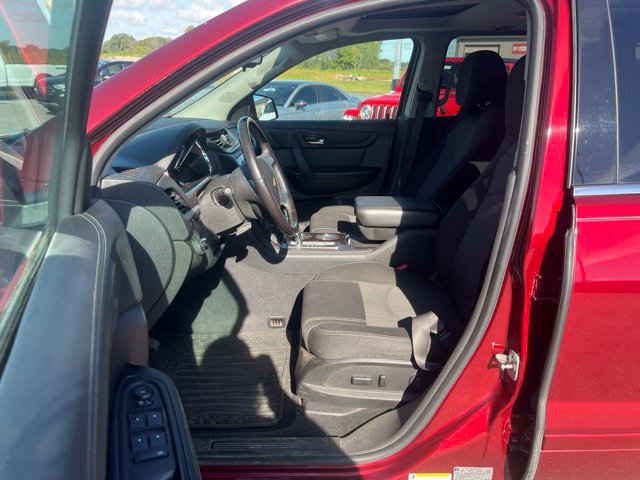 Used 2016 Siren Red Tintcoat Chevrolet LT image 9