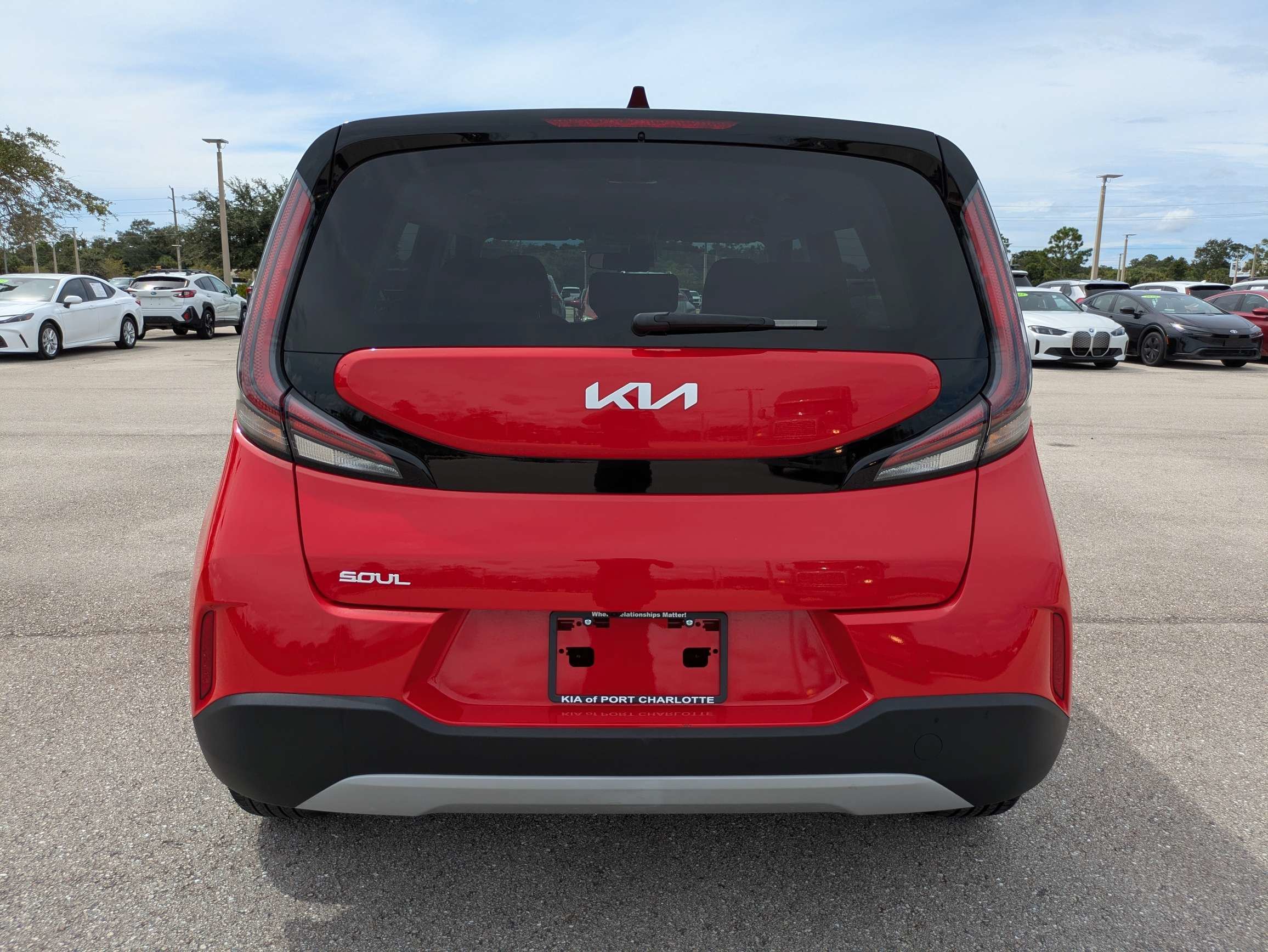 Used 2025 Inferno Red Kia LX image 5