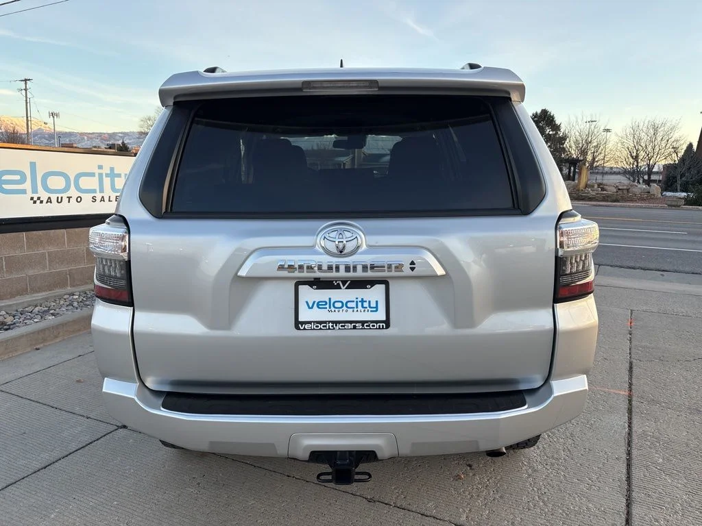 Used 2024 Silver Toyota SR5 image 5
