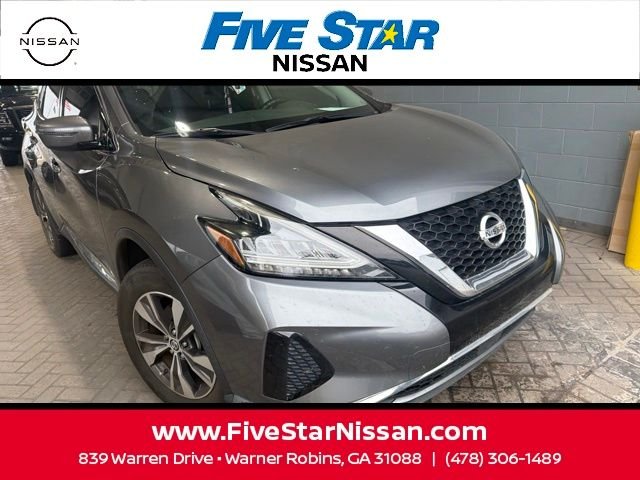 Used 2020 Gray Nissan SV image 6